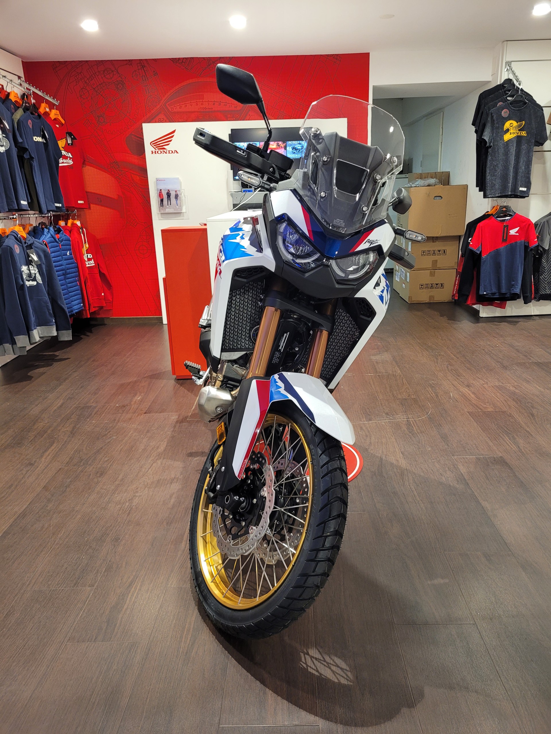 HONDA CRF 1100 Africa Twin-image-5