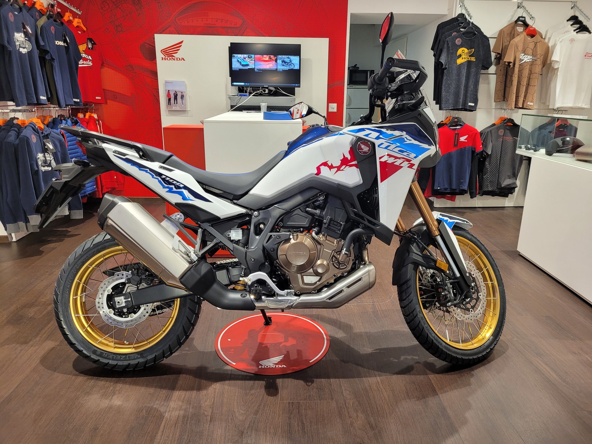HONDA CRF 1100 Africa Twin-showroom-element-1