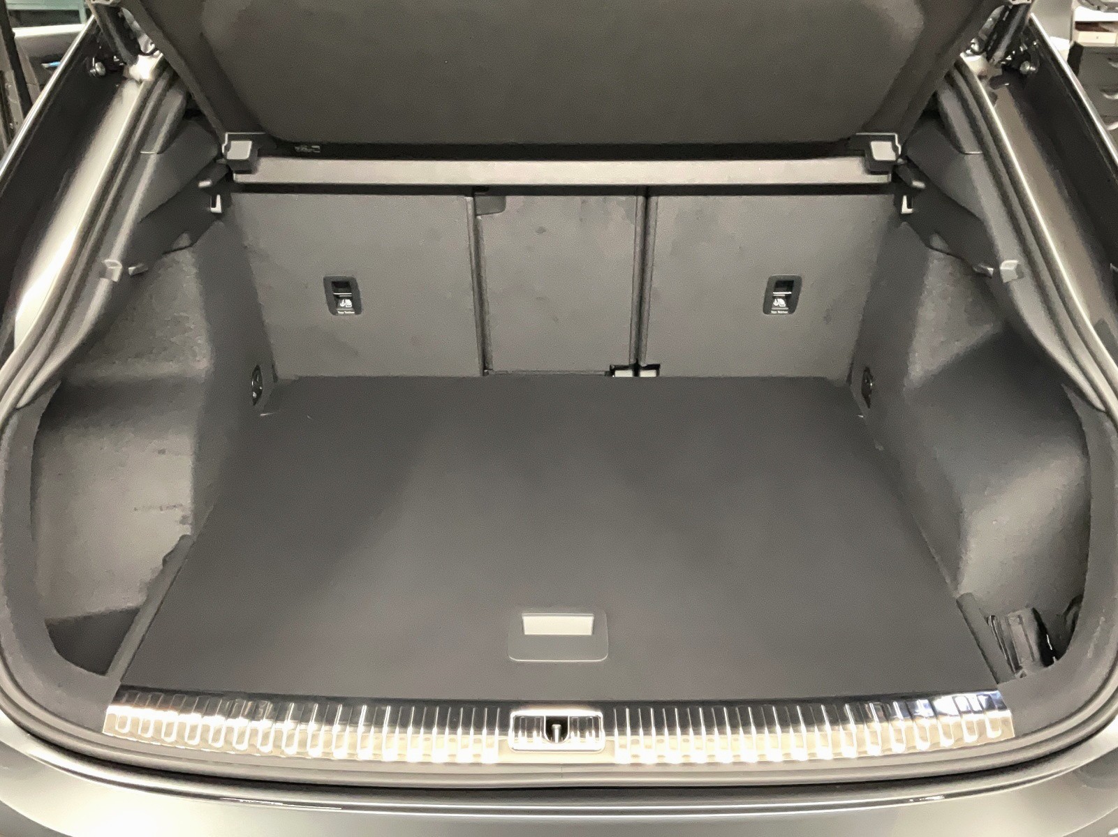 AUDI Q3 Sportback 35 TFSI S line S-tronic-image-11