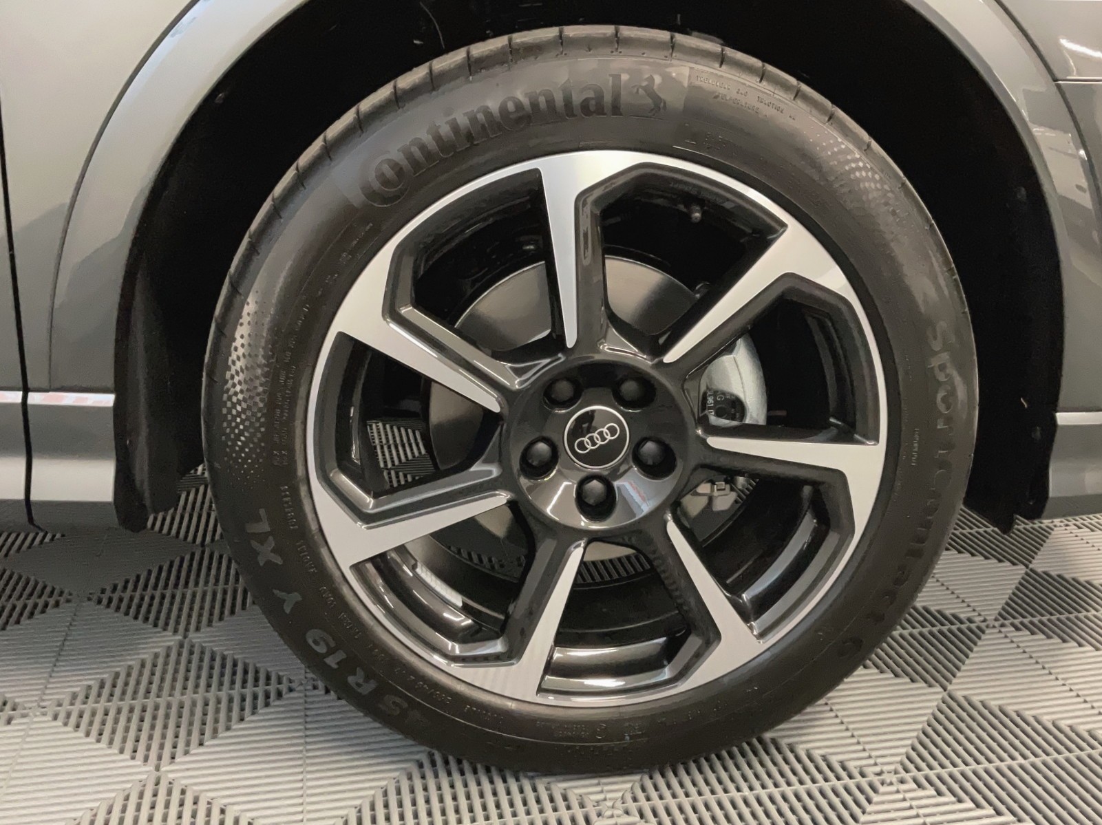 AUDI Q3 Sportback 35 TFSI S line S-tronic-image-12