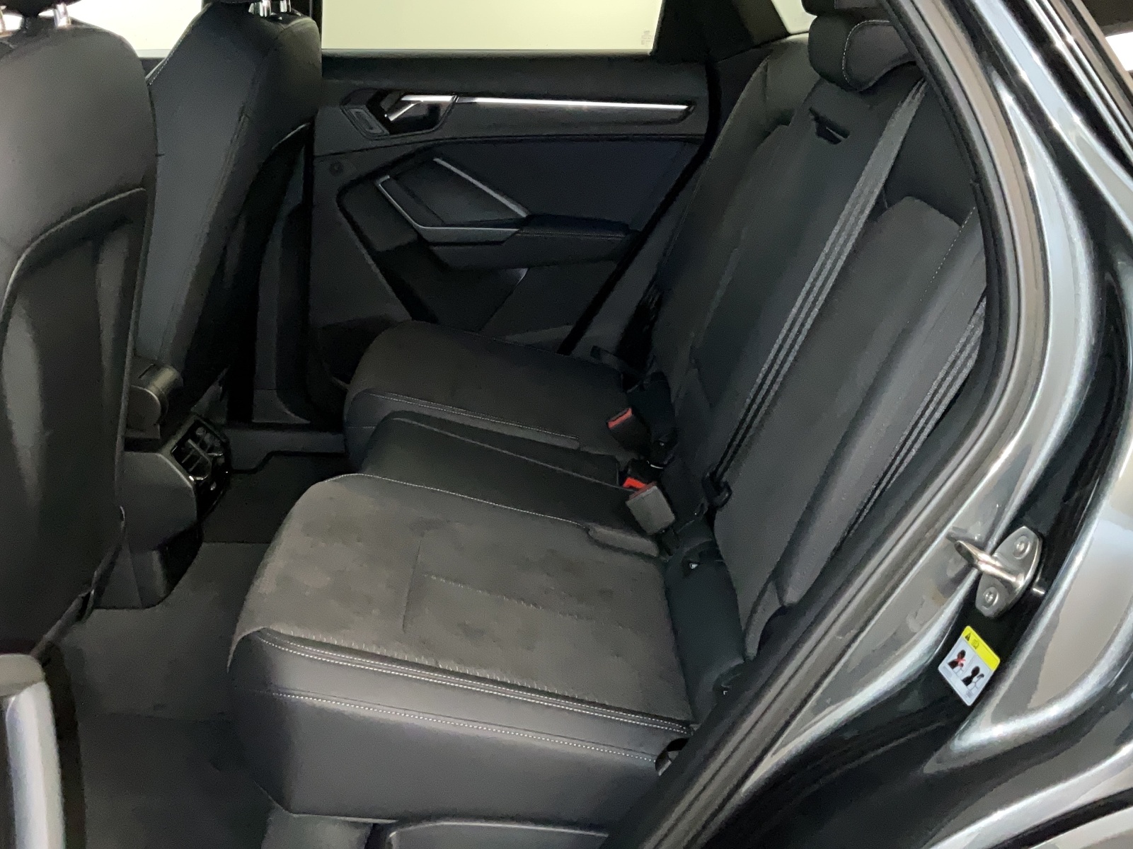 AUDI Q3 Sportback 35 TFSI S line S-tronic-image-10