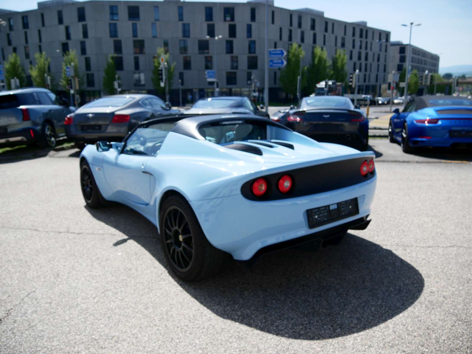 LOTUS Elise CR-image-2