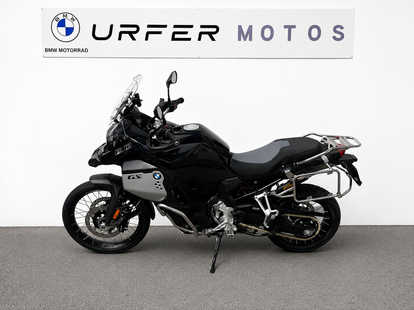 BMW F 900 GS Adventure-image-4