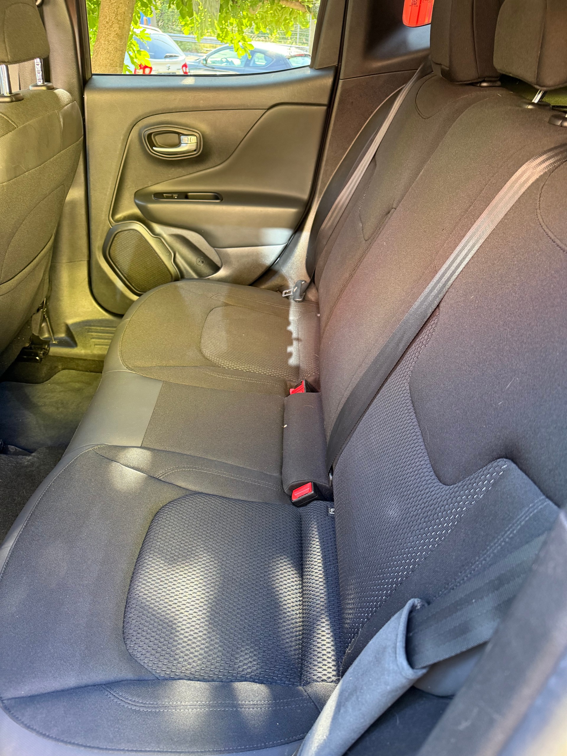 JEEP Renegade 1.0 Turbo Night Eagle-image-5