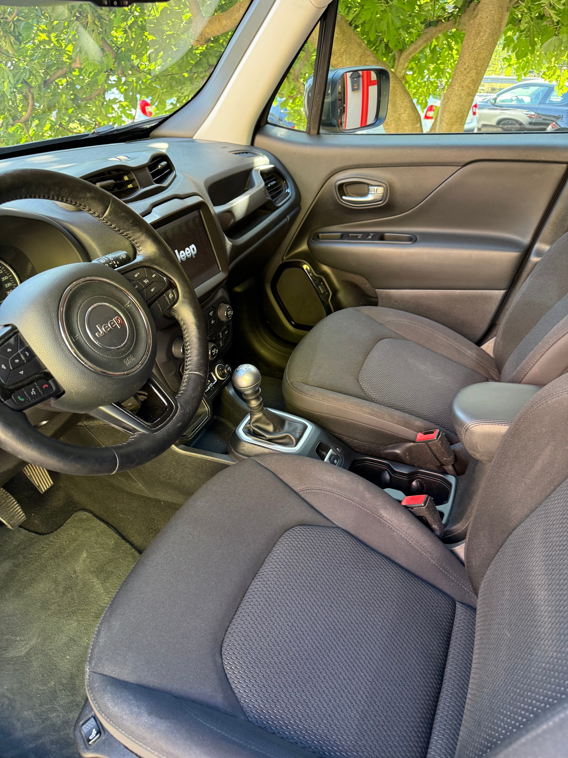 JEEP Renegade 1.0 Turbo Night Eagle-image-4