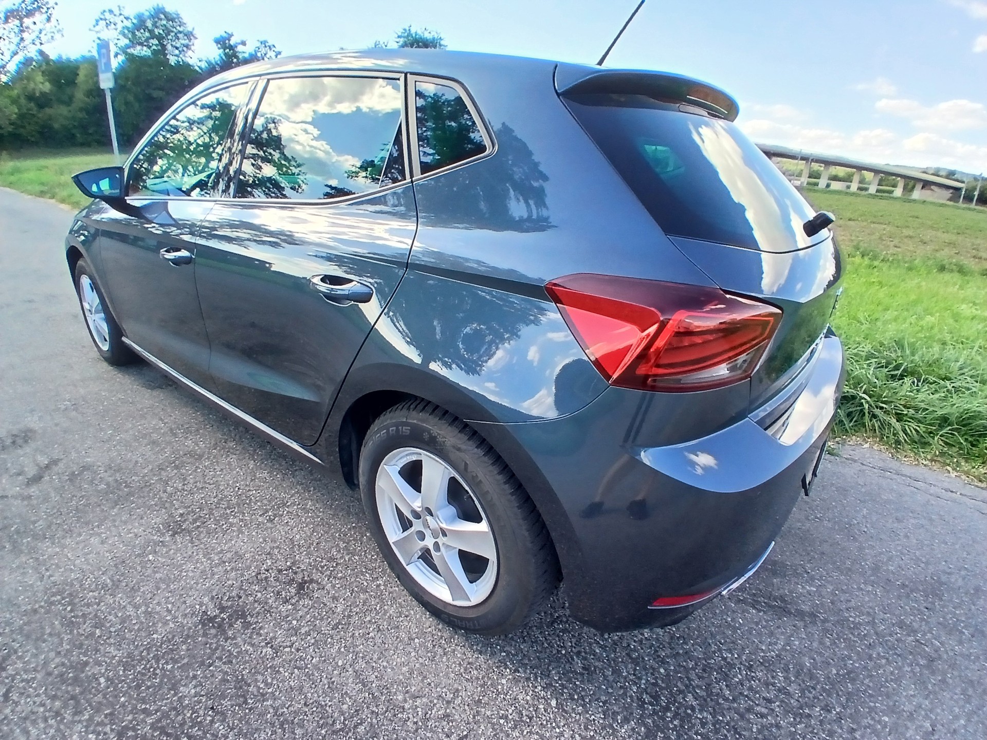 SEAT Ibiza 1.0 EcoTSI FR-image-2