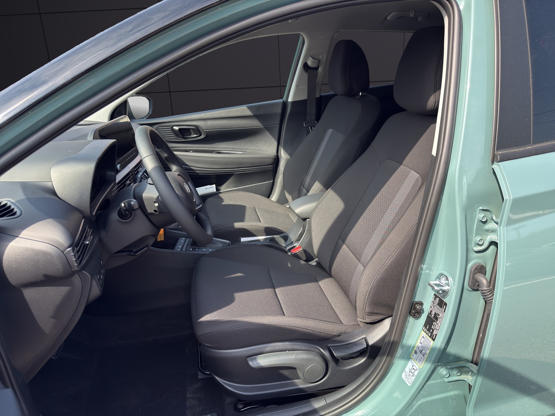 HYUNDAI i20 1.0 T-GDi Amplia GO! DCT-image-13