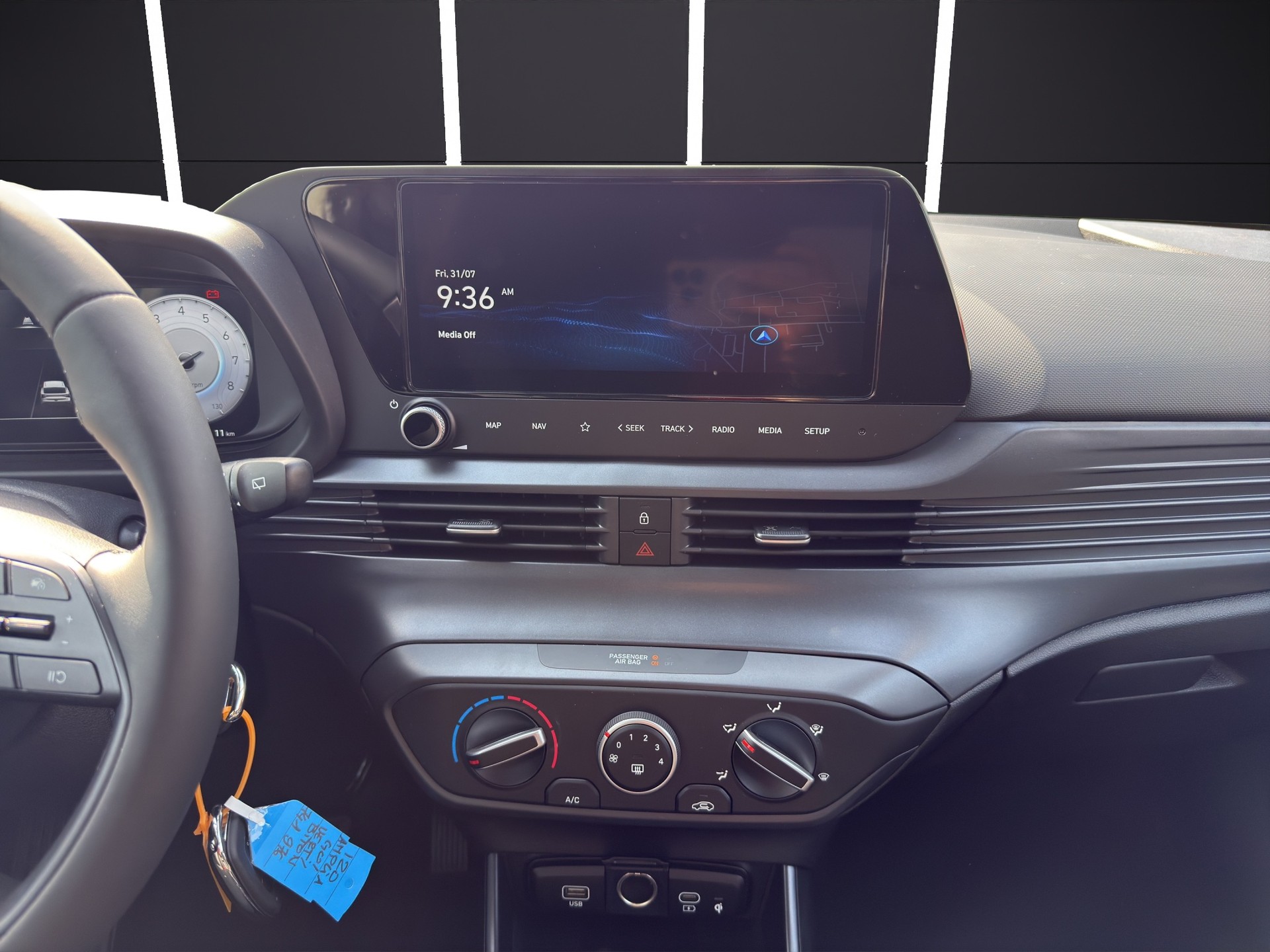 HYUNDAI i20 1.0 T-GDi Amplia GO! DCT-image-9