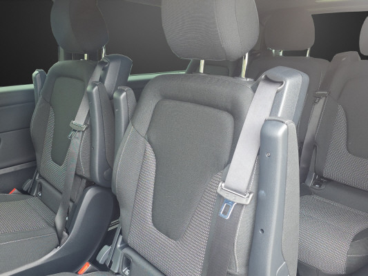 MERCEDES-BENZ V 250 d lang 4M Style-image-8