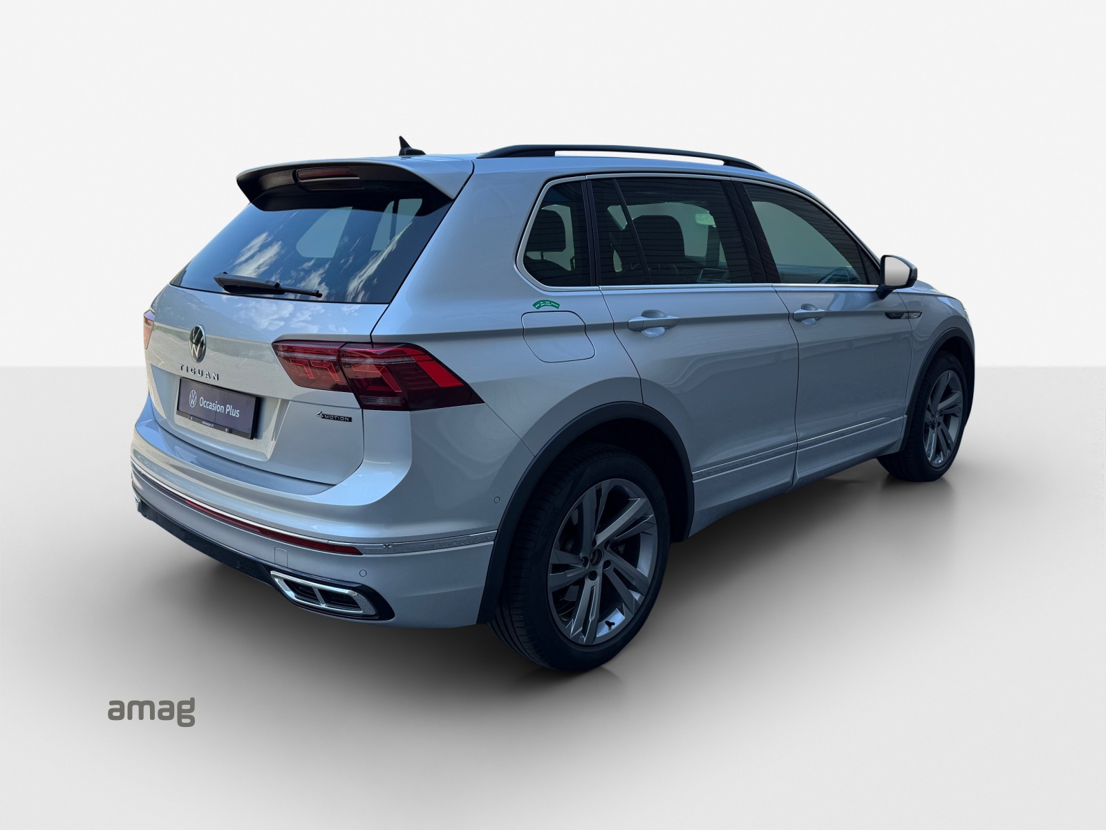VW Tiguan 2.0TSI R-Line 4Motion DSG-image-4