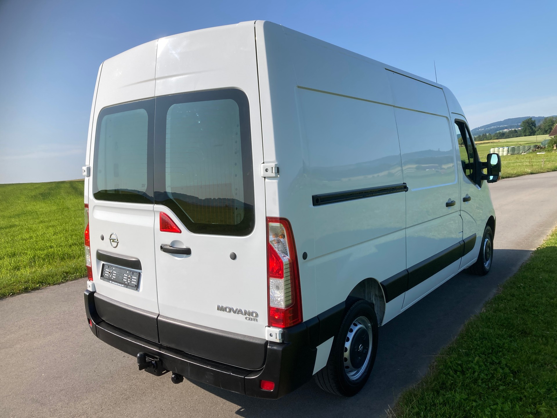 OPEL Movano 2.3 CDTI 3.5t L2H2 mit Anhängerkupplung-image-2