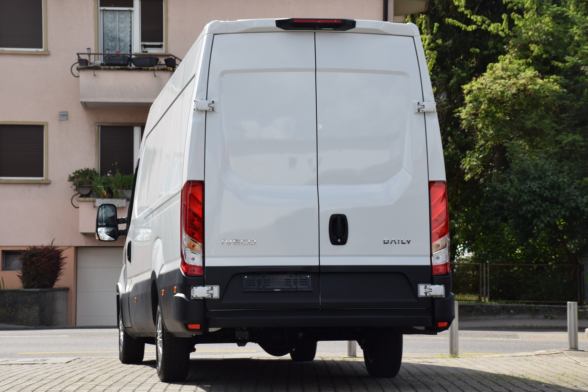 IVECO 35 S 21H-image-7