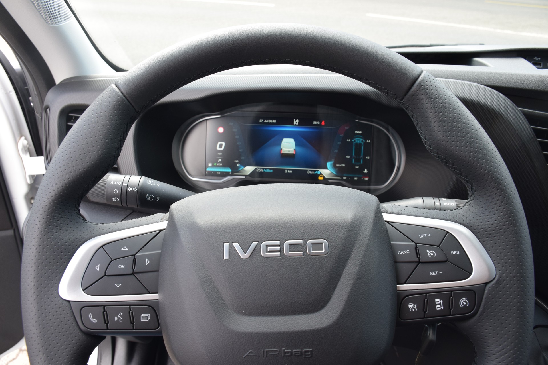 IVECO 35 S 21H-image-15