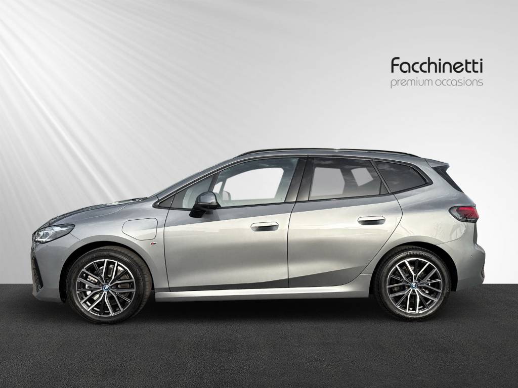 BMW 230e xDrive Active Tourer M Sport-image-2