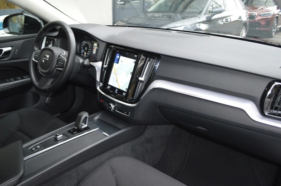 VOLVO V60 B3 Benzin Mild Hybrid Momentum Light Geartronic-image-6