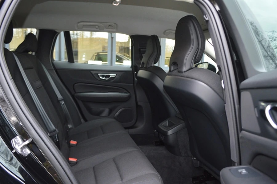 VOLVO V60 B3 Benzin Mild Hybrid Momentum Light Geartronic-image-7