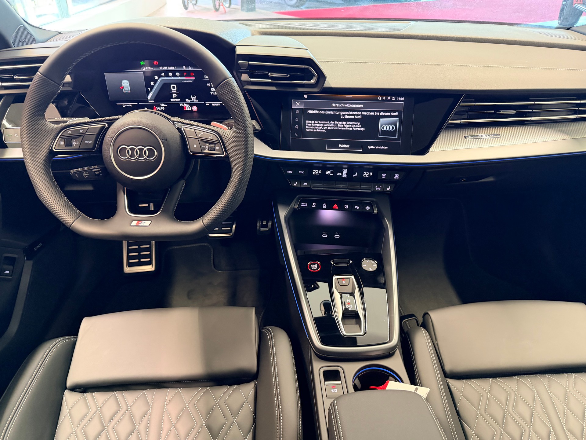 AUDI S3 Sportback TFSI quattro S-tronic-image-17