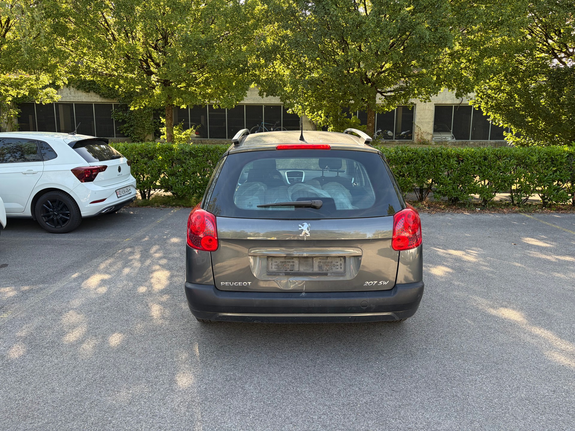 PEUGEOT 207 SW 1.6 HDI Trendy Clim-image-3
