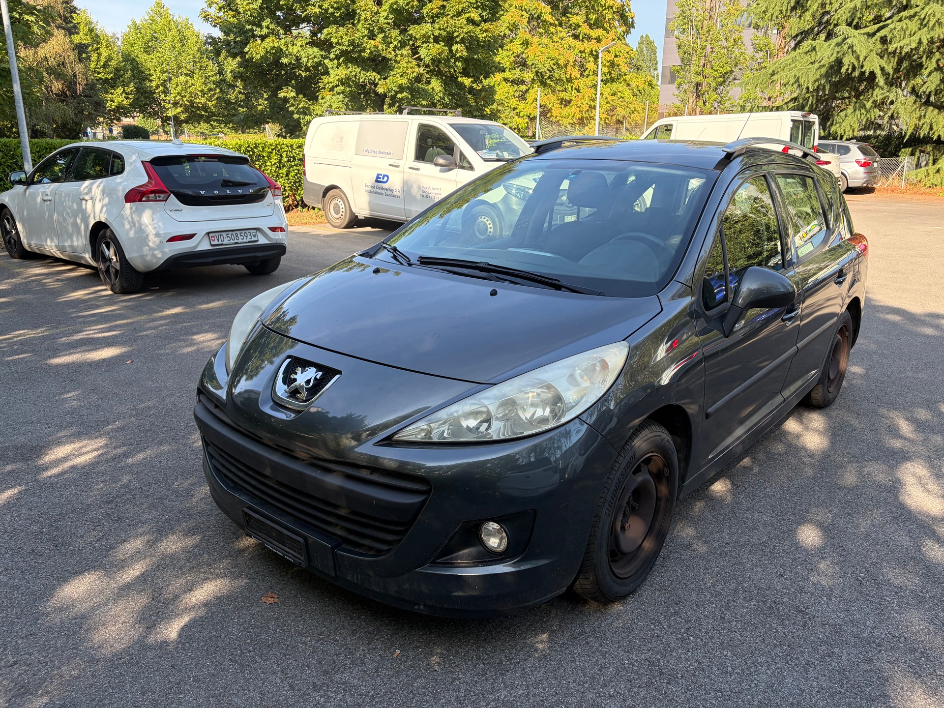 PEUGEOT 207 SW 1.6 HDI Trendy Clim-image-8
