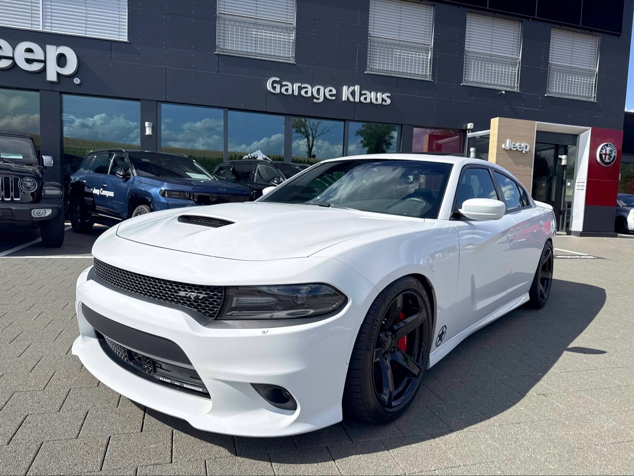 DODGE Charger SRT8-image-0
