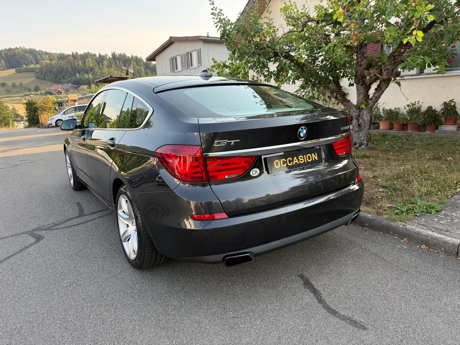 BMW 550i GT Steptronic-image-3