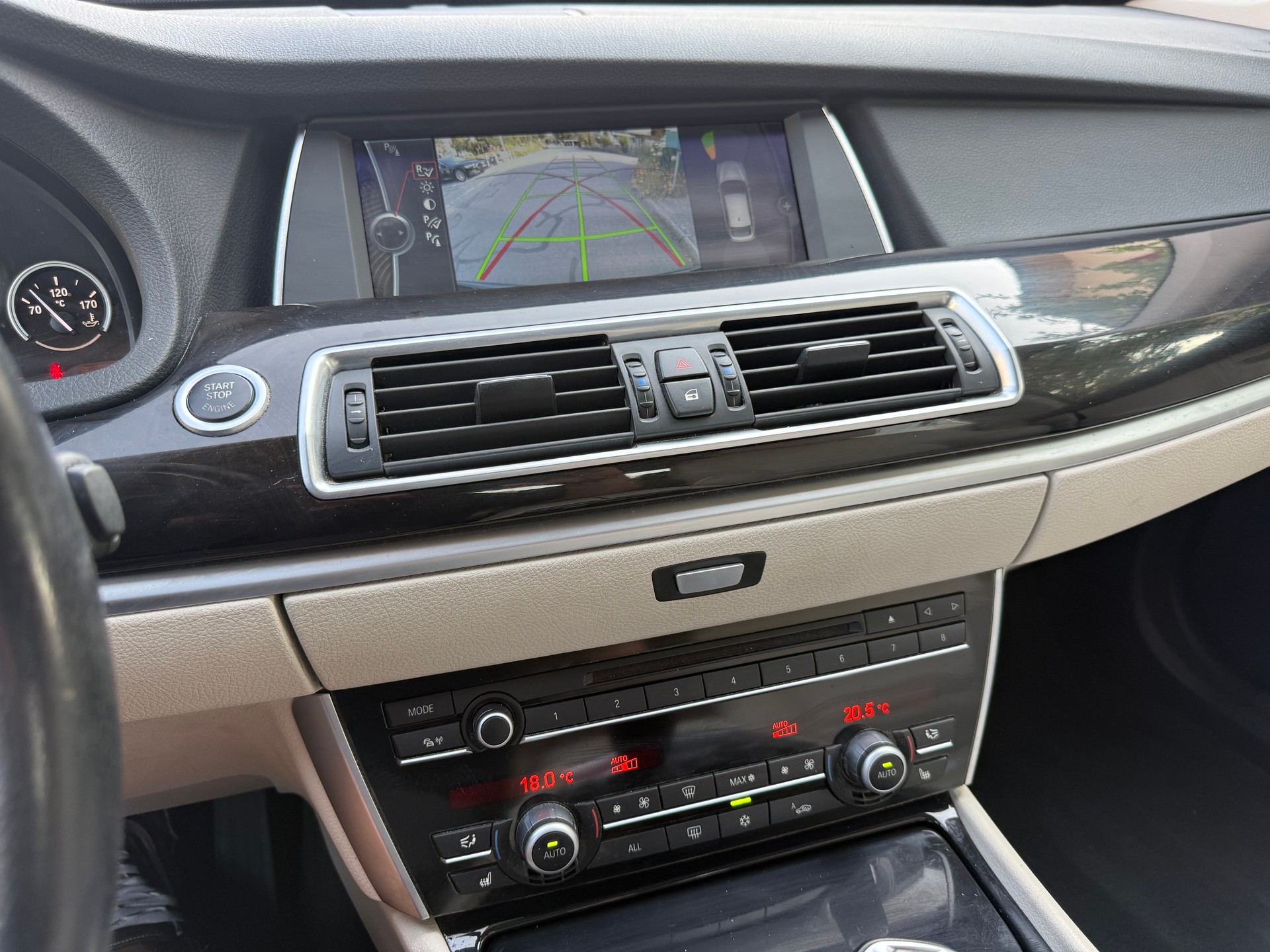 BMW 550i GT Steptronic-image-10