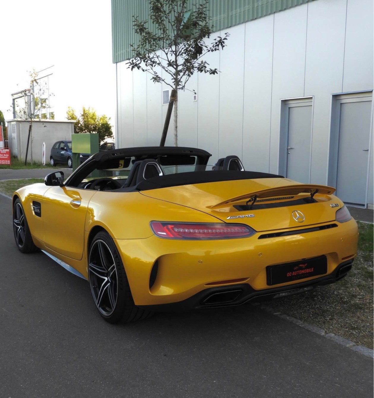 MERCEDES-BENZ AMG GT C-image-2
