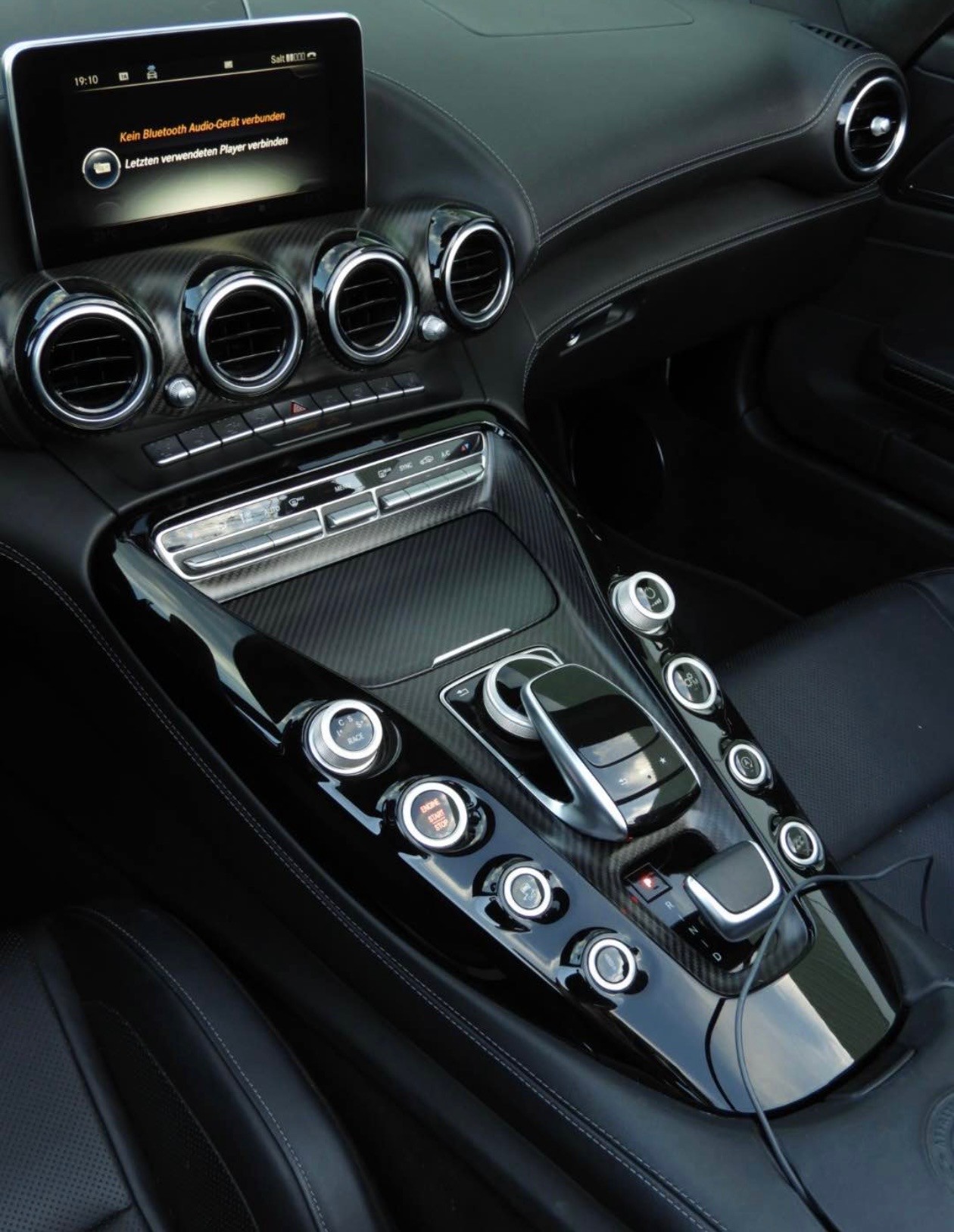 MERCEDES-BENZ AMG GT C-image-4