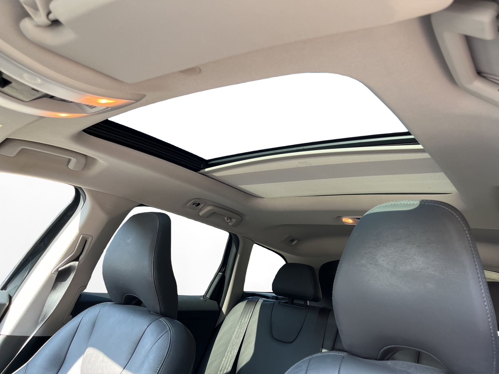 VOLVO XC60 T5 Summum Geartronic-image-12