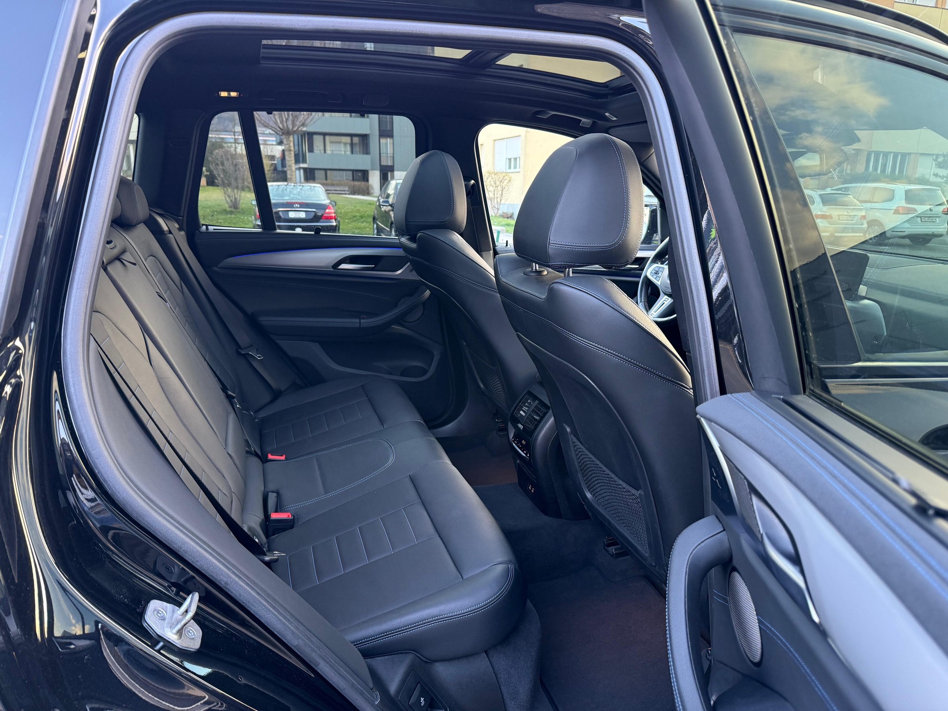 BMW X3 M40D STEPTRONIC SPORT FACELIFT-image-16