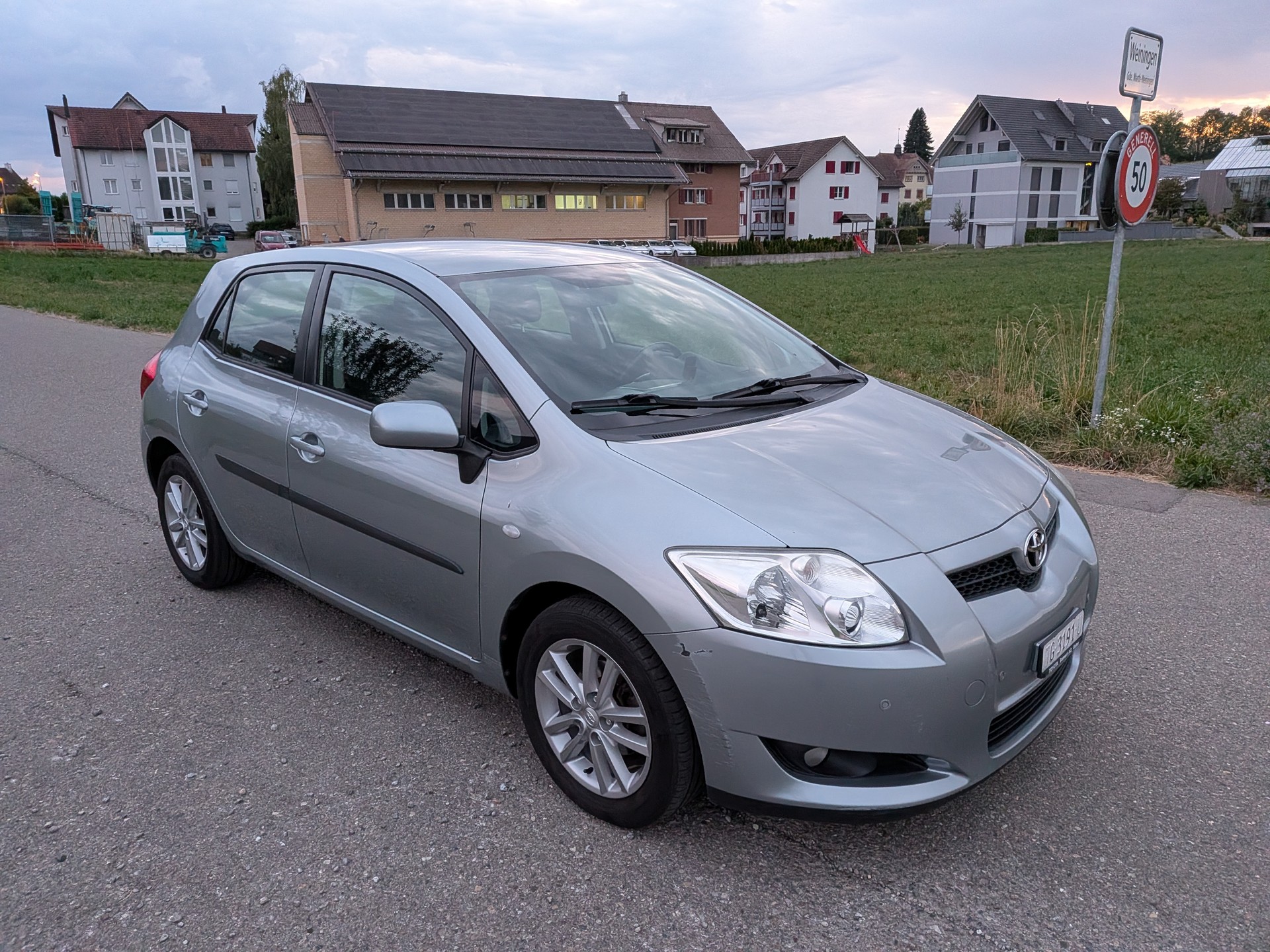 TOYOTA Auris 1.6 Linea Sol-image-5