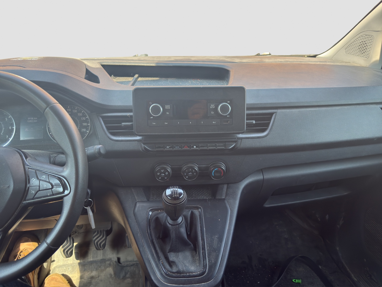 RENAULT Kangoo Van 1.3TCe Standard 100 PF Access-image-9