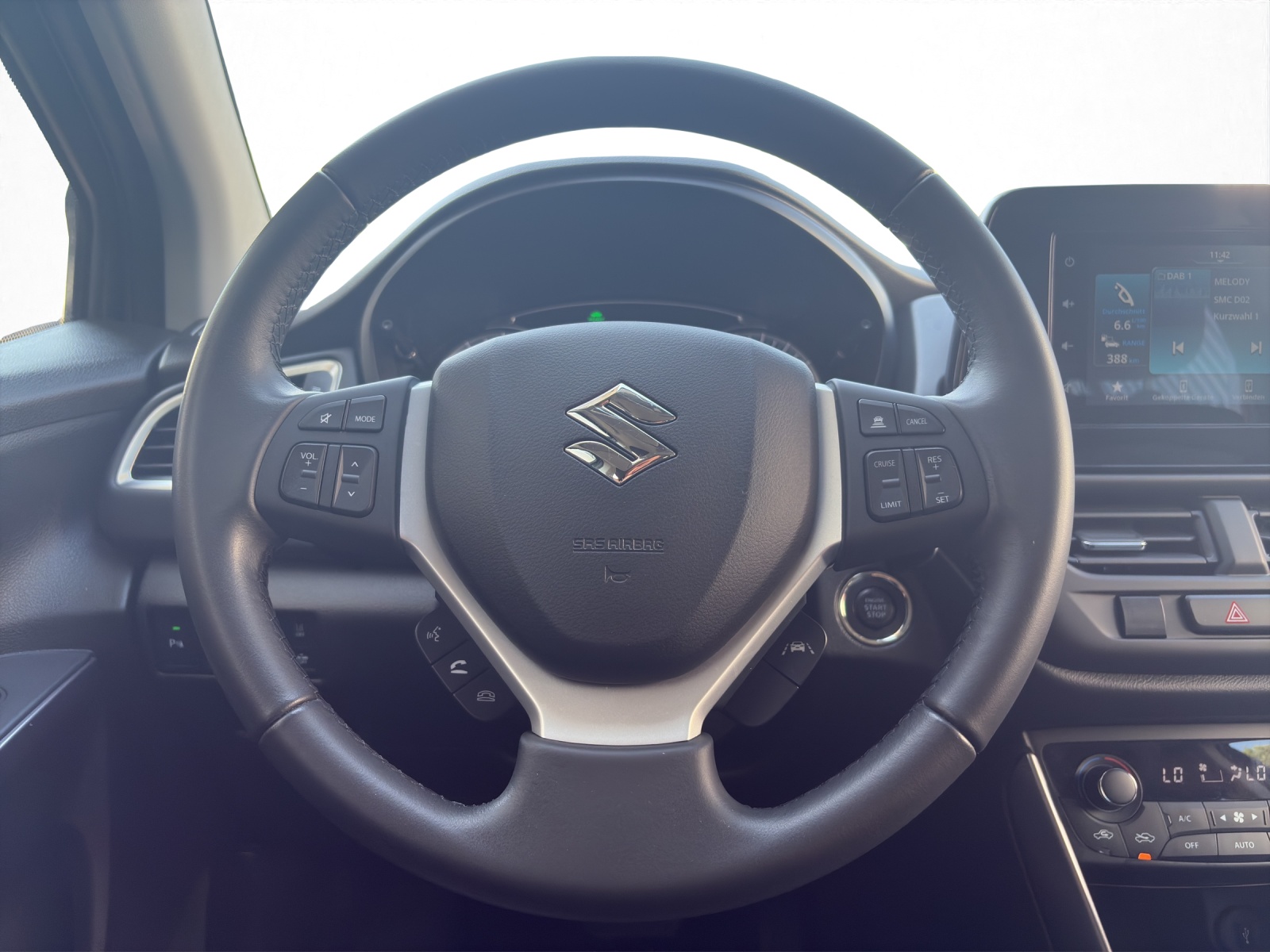 SUZUKI S-Cross 1.5 Compact+ Hybrid 4x4-image-10