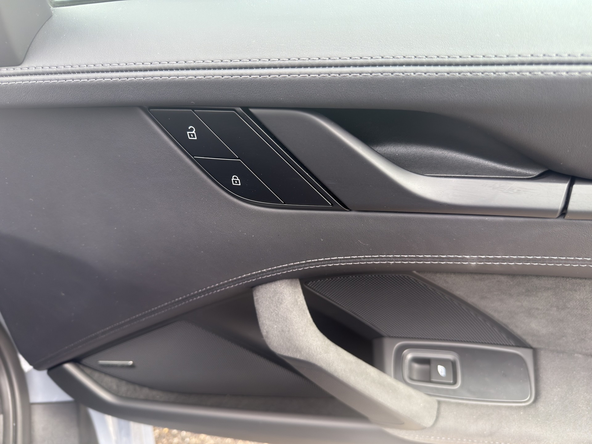 PORSCHE 911 ( 992 ) Carrera 4 GTS PDK-image-18