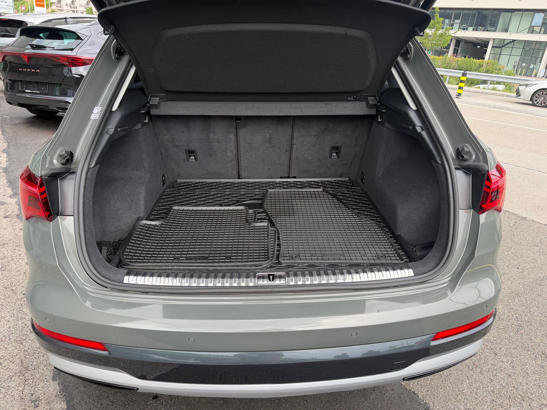 AUDI Q3 45 TFSI advanced quattro S-tronic-image-7