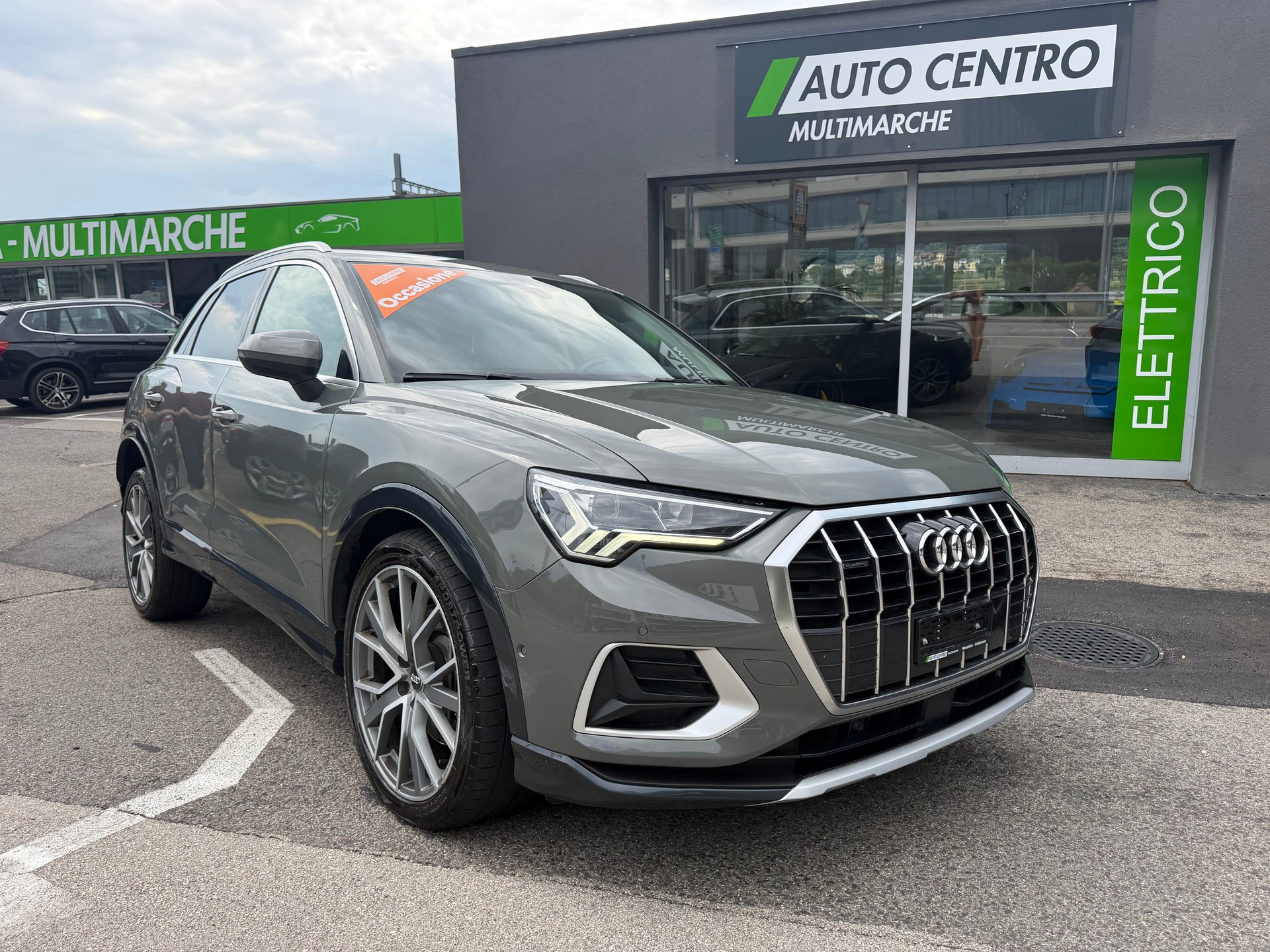 AUDI Q3 45 TFSI advanced quattro S-tronic-image-1