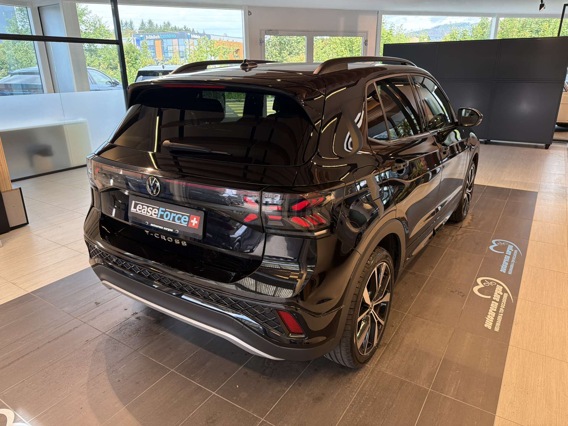 VW T-Cross 1.0 TSi EVO R-Line DSG-Automat-image-2