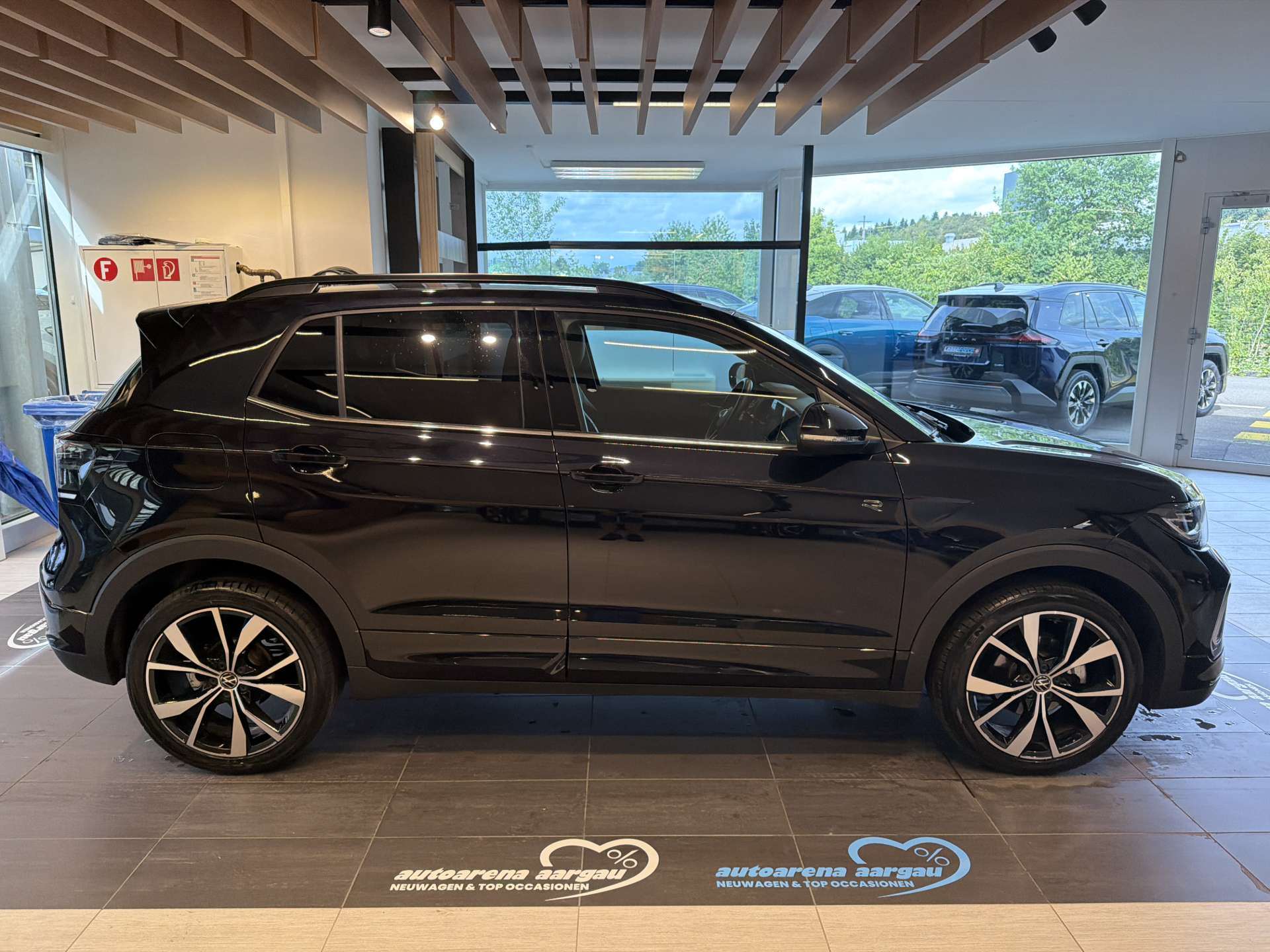 VW T-Cross 1.0 TSi EVO R-Line DSG-Automat-image-13