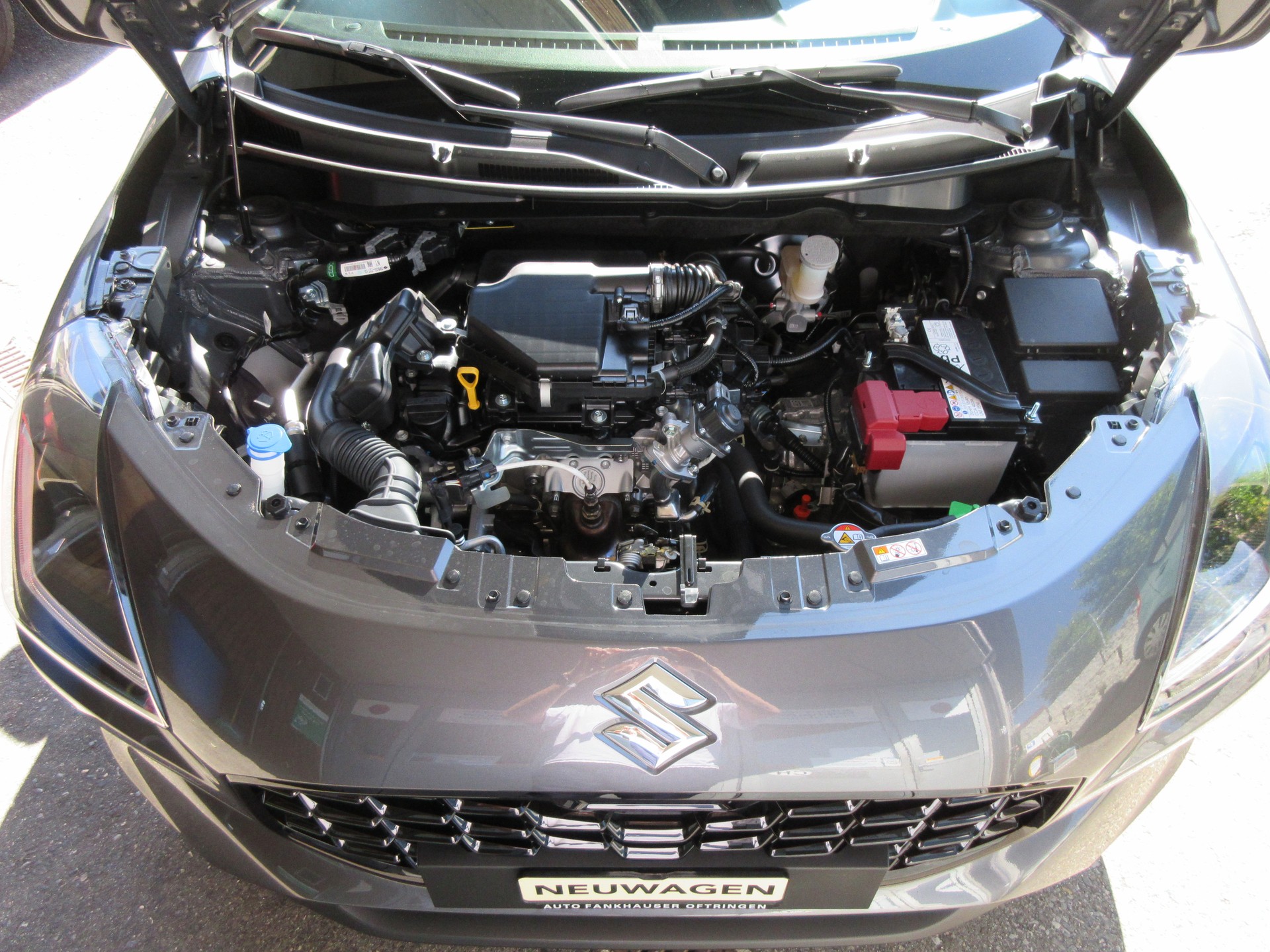 SUZUKI Swift 1.2 Compact Top Hybrid CVT-image-15