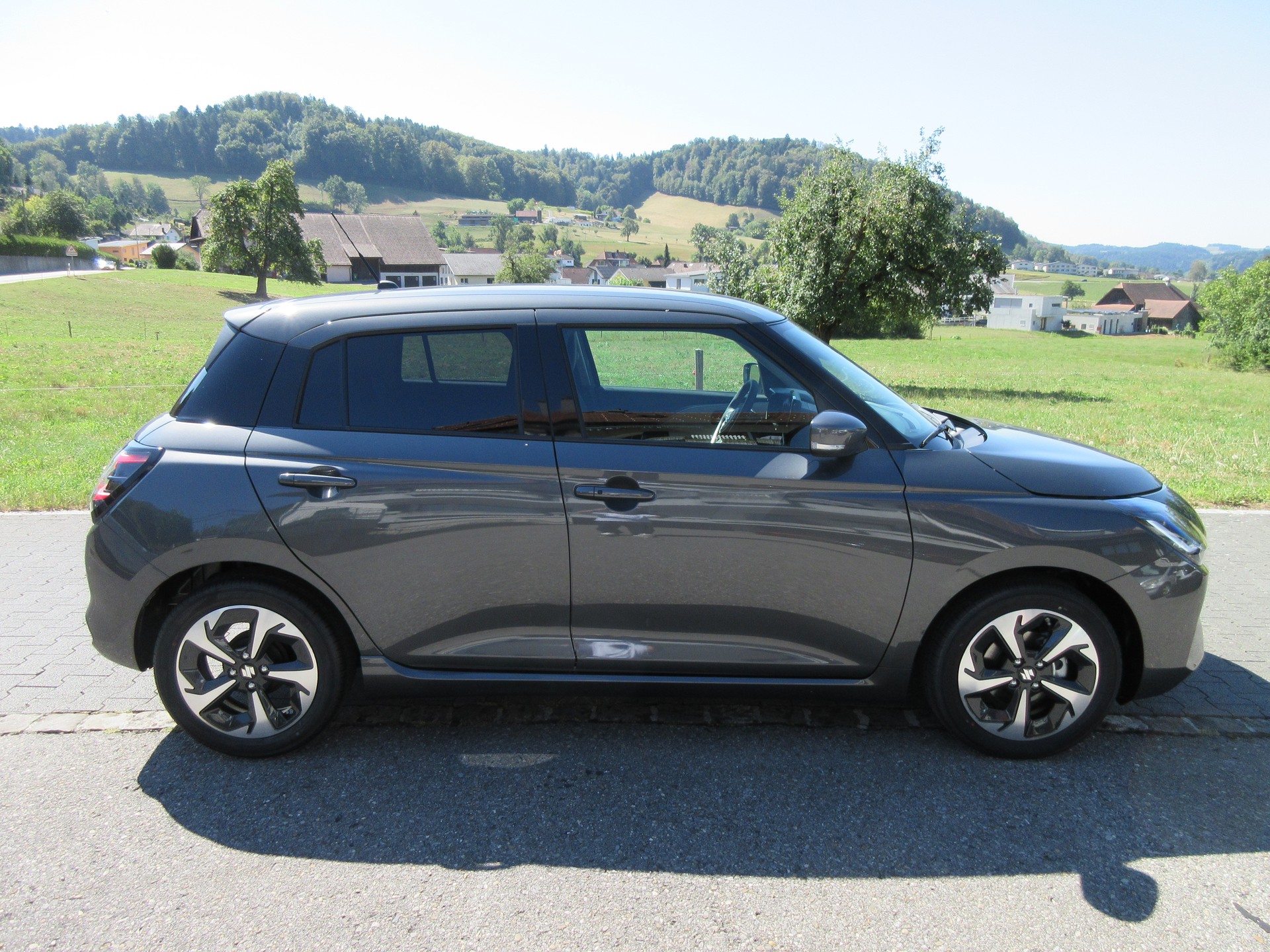 SUZUKI Swift 1.2 Compact Top Hybrid CVT-image-0