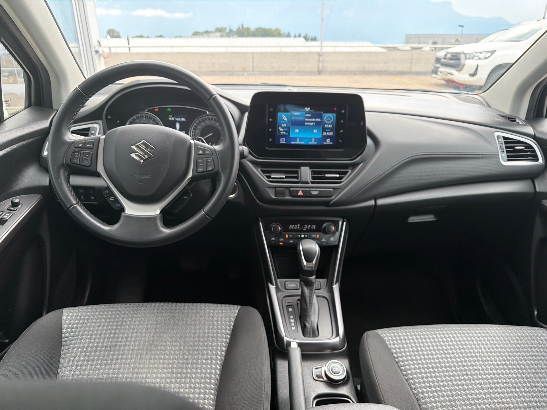 SUZUKI S-Cross 1.5 Compact+ Hybrid 4x4-image-8