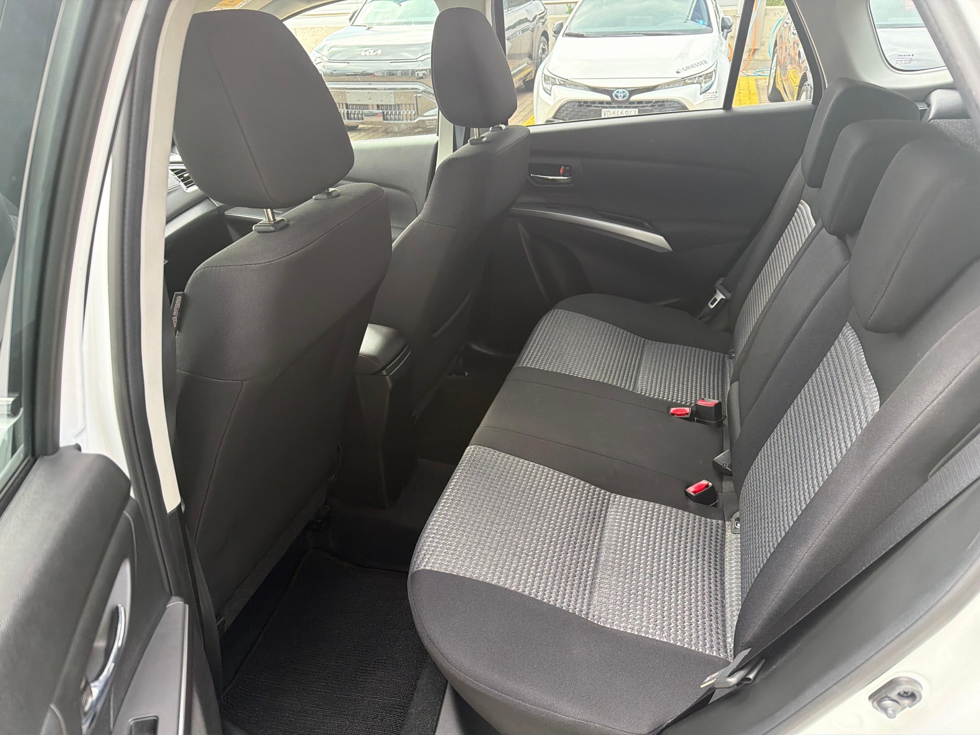 SUZUKI S-Cross 1.5 Compact+ Hybrid 4x4-image-10