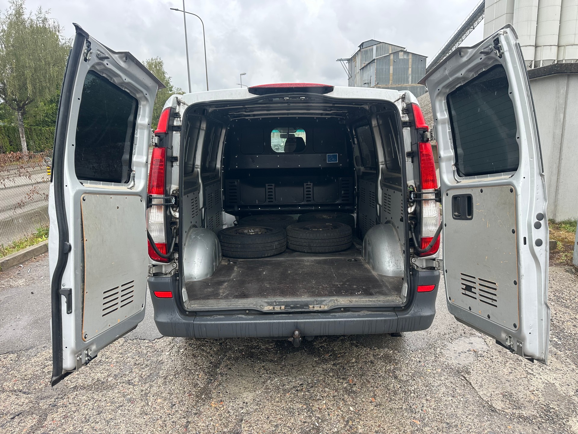 MERCEDES-BENZ Vito 113 CDI Blue Efficiency L Mit Klima-image-5