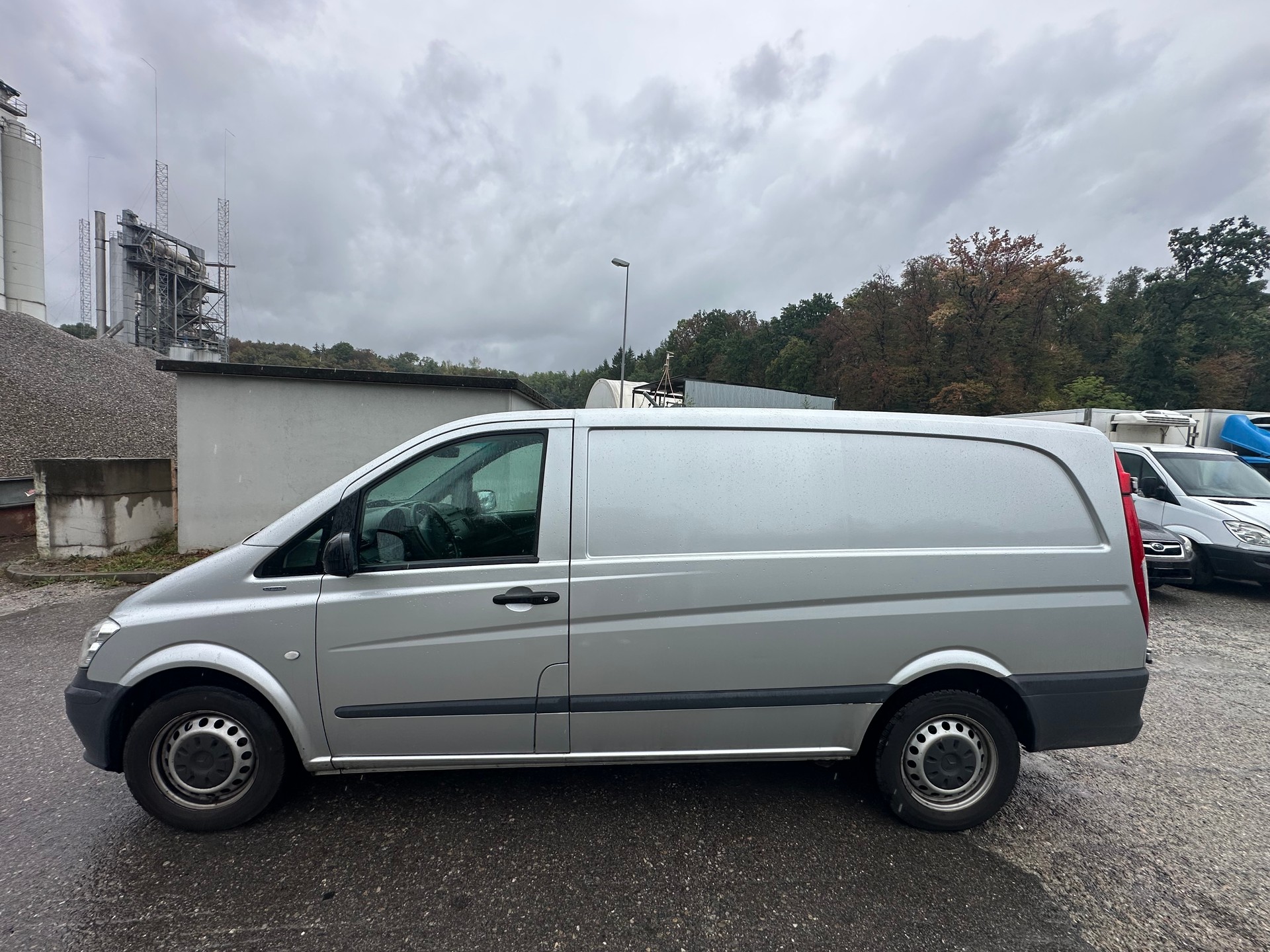 MERCEDES-BENZ Vito 113 CDI Blue Efficiency L Mit Klima-image-6