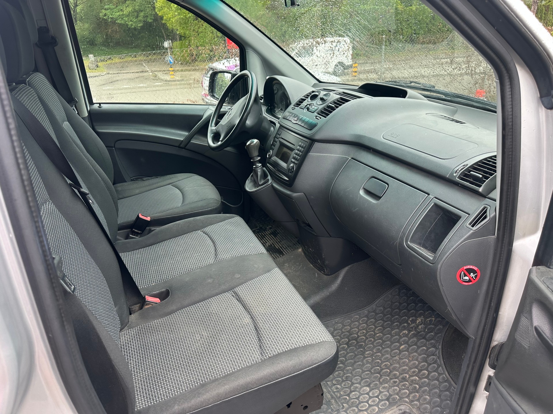 MERCEDES-BENZ Vito 113 CDI Blue Efficiency L Mit Klima-image-12