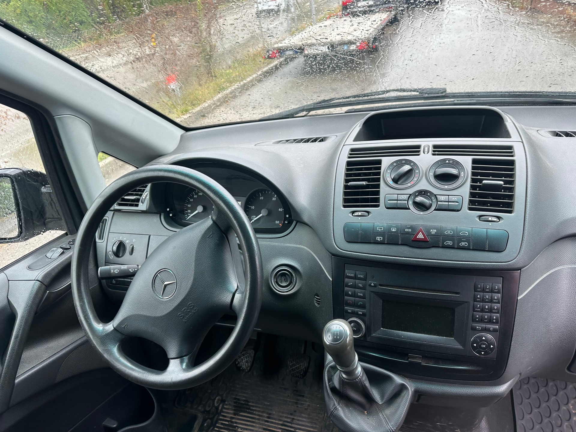 MERCEDES-BENZ Vito 113 CDI Blue Efficiency L Mit Klima-image-9