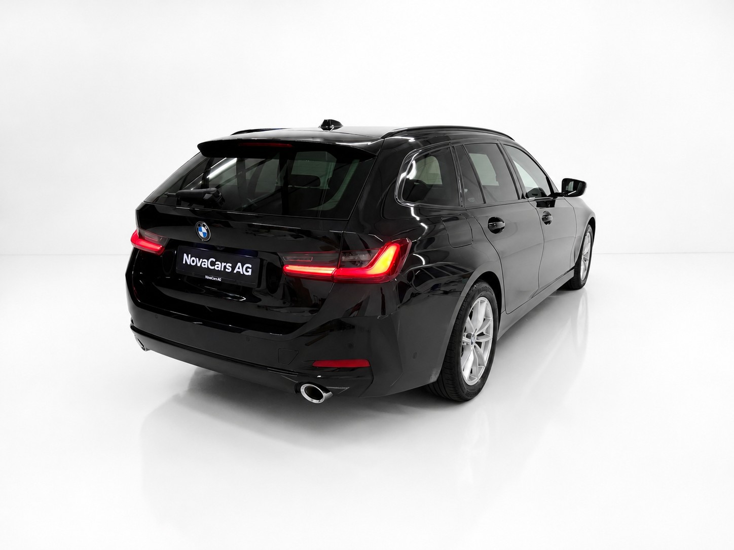 BMW 320d xDrive 48 Touring Pro-image-5