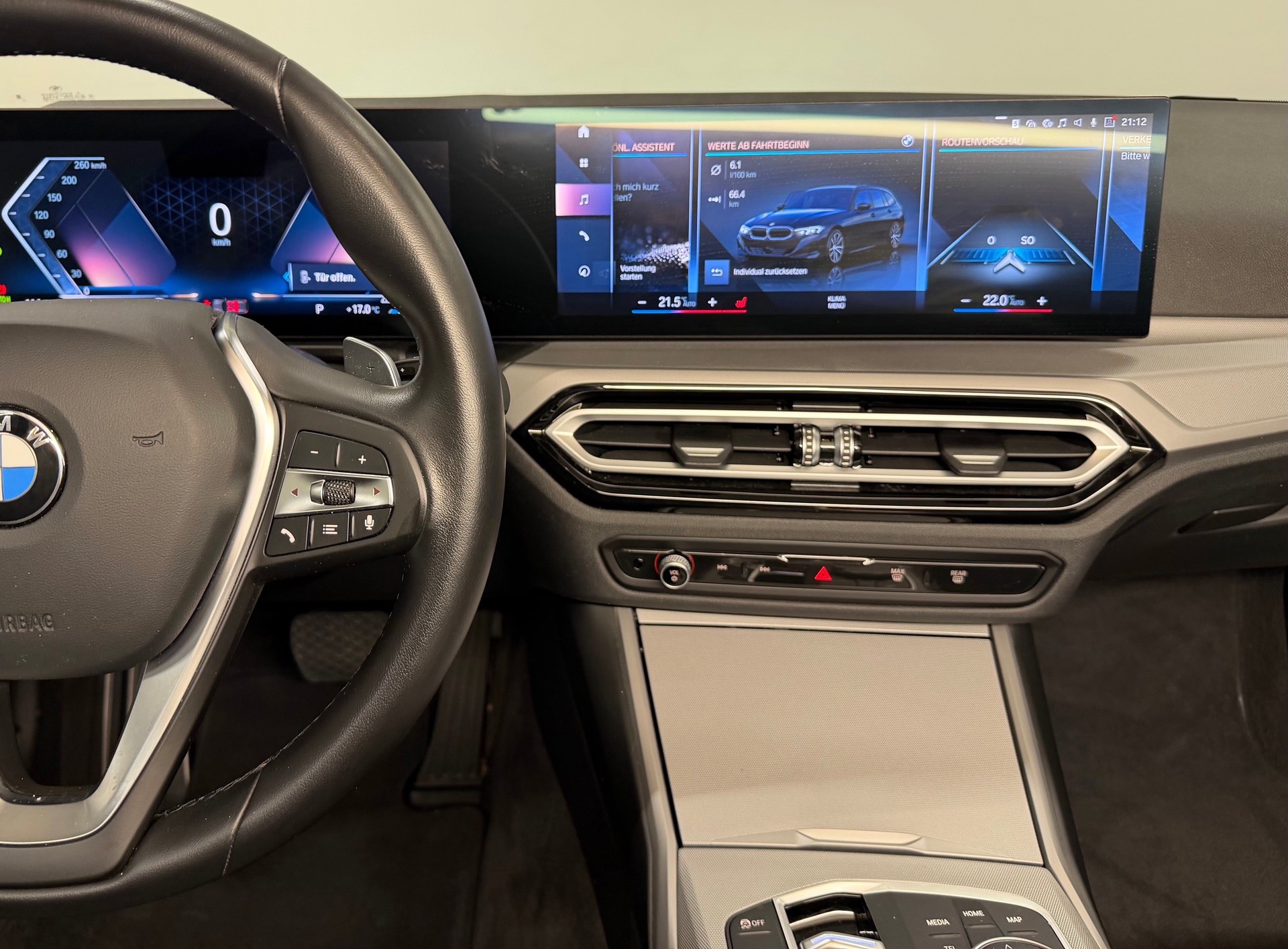 BMW 320d xDrive 48 Touring Pro-image-19