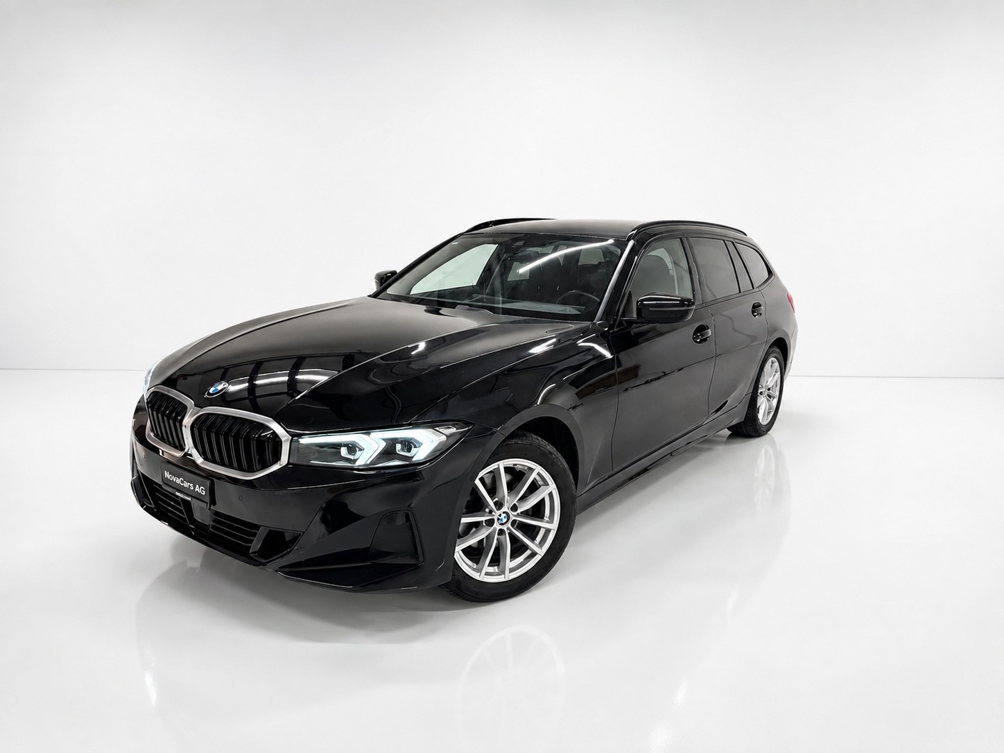 BMW 320d xDrive 48 Touring Pro-image-0
