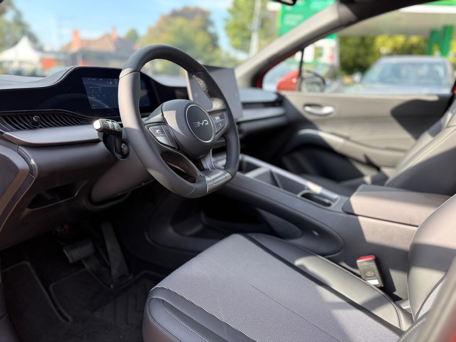 BYD Dolphin G DM-i Comfort-image-9